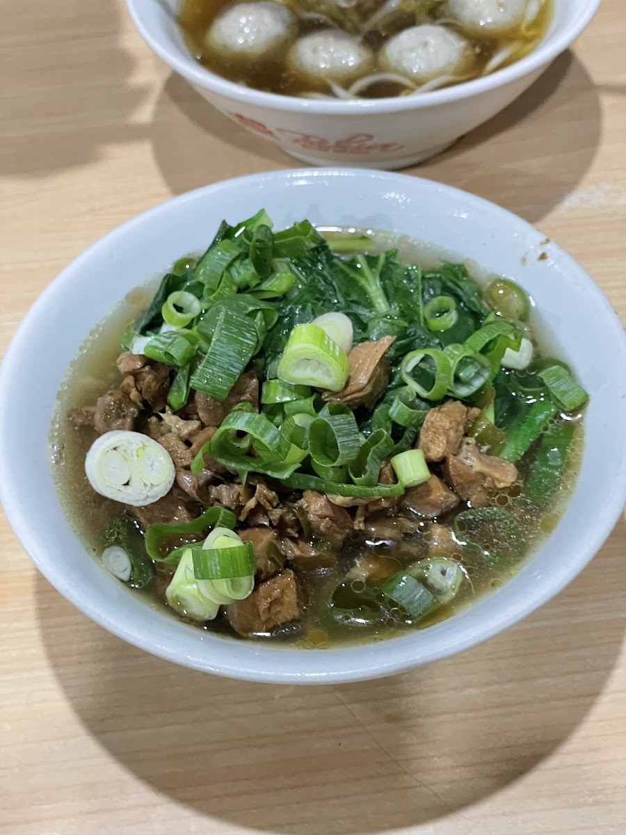 MIE AYAM & BAKSO SOLO MAS TRISNO Photo 4