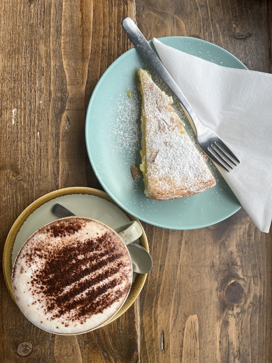 Geva's cafe Photo 10