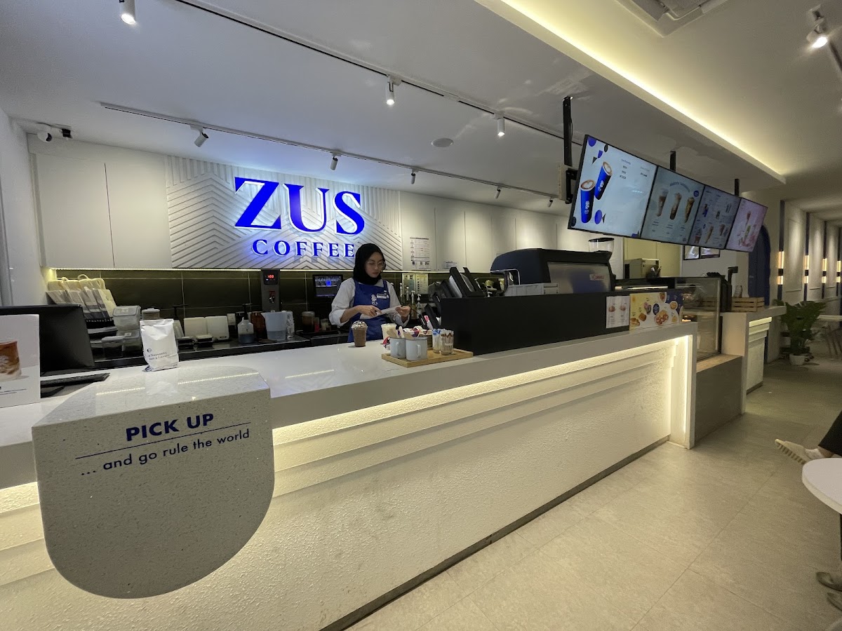 ZUS Coffee - Jalan Masjid Tanah Ria Utama, Melaka