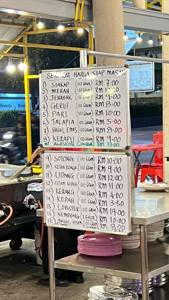 Restoran Makan Sedap Photo Menu 1