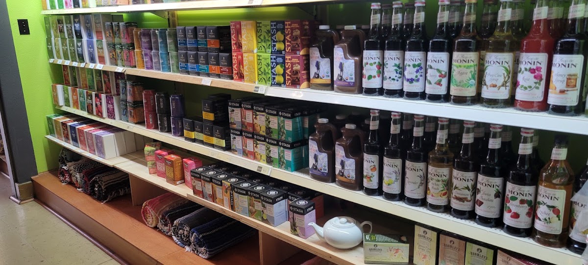 Chabom Teas + Spices Photo 5