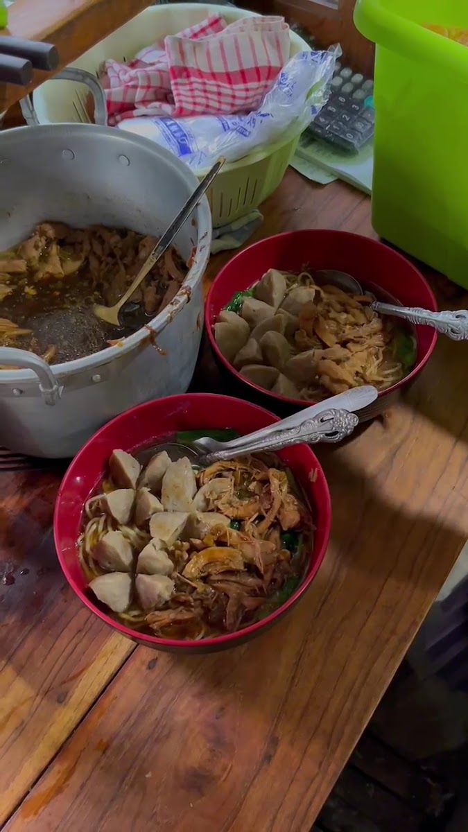MIE AYAM & BAKSO MBAK MEGA ASLI WONG SOLO Photo 2