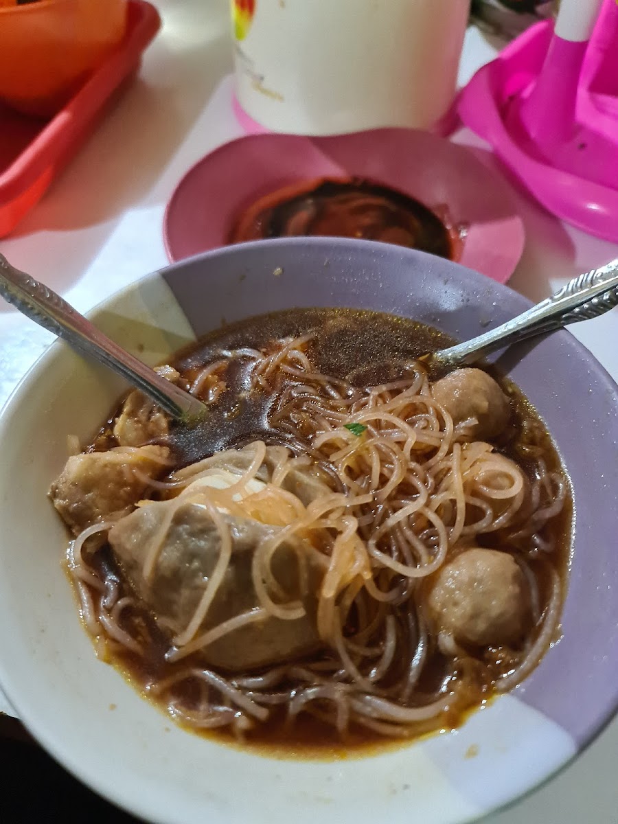 MIE AYAM & BAKSO MBAK MEGA ASLI WONG SOLO Photo 5