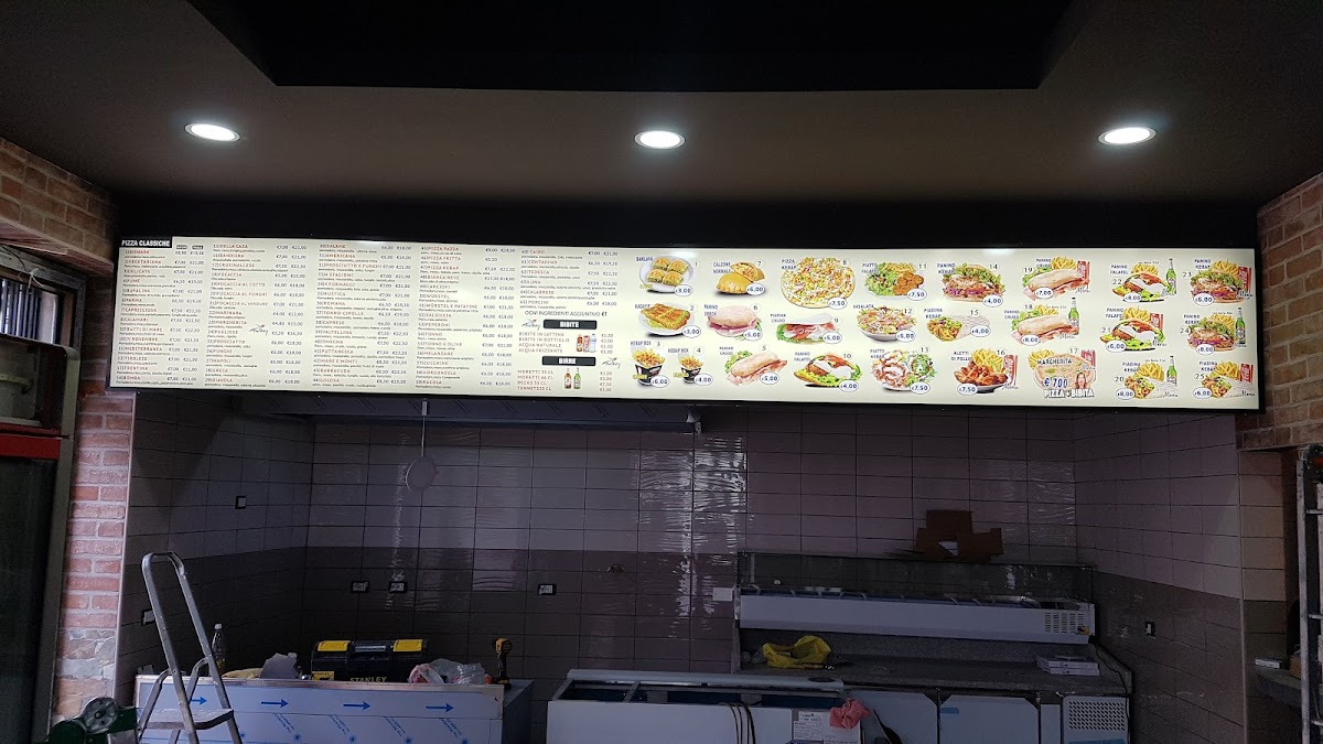 ISTANBUL PIZZA KEBAP (Crusinallo di Omegna) Photo 3
