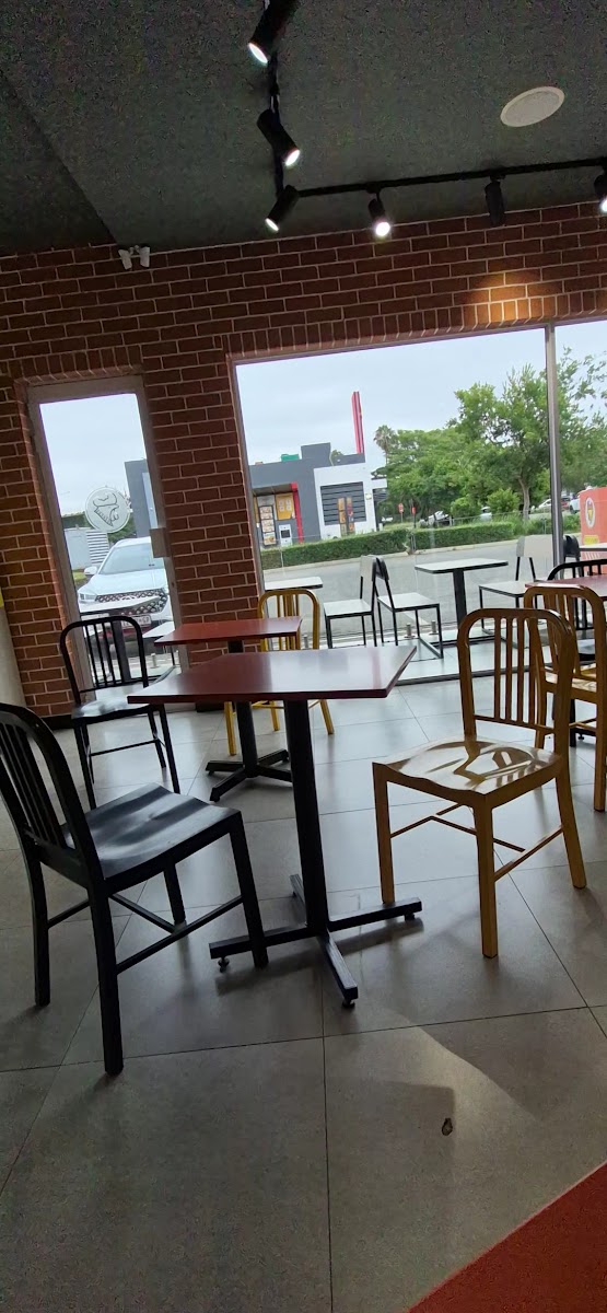 Chicken Licken Lyttleton Fly-Thru Photo 2
