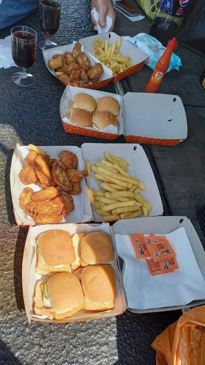 Chicken Licken Lyttleton Fly-Thru Photo 6