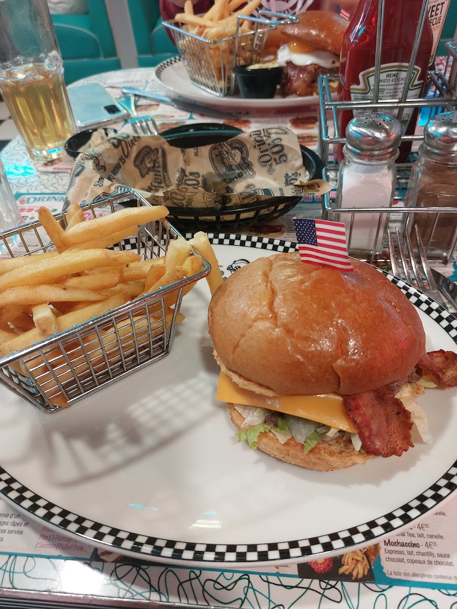Tommy's Diner Photo 6
