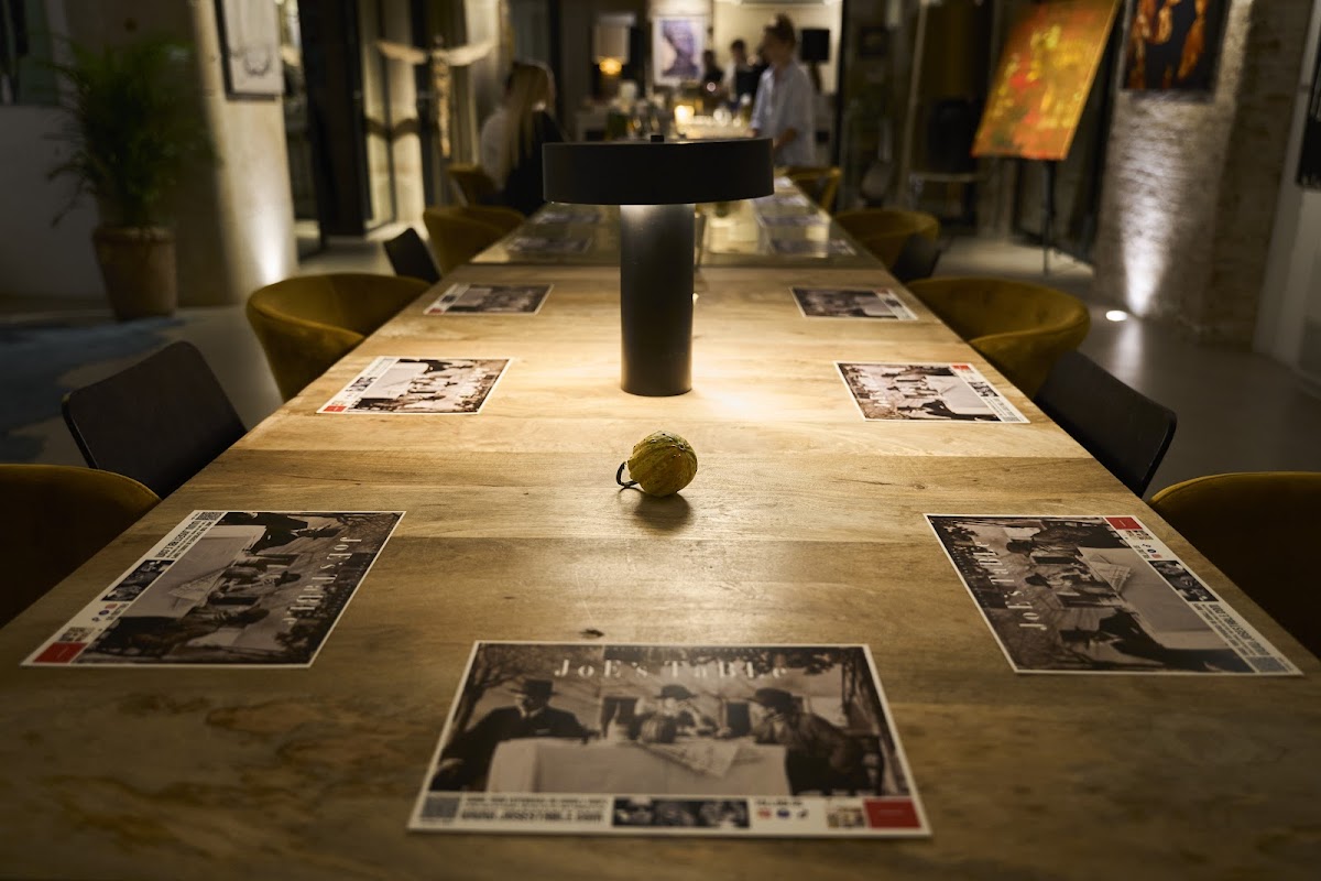 JoEs TaBLe • Social Fine Dining •