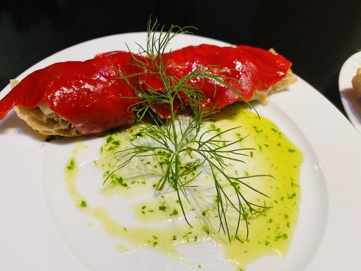 JoEs TaBLe • Social Fine Dining • Photo 3
