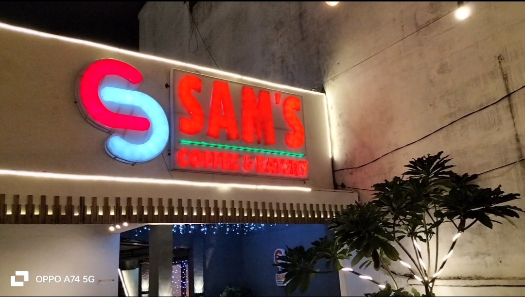 Sam's Coffee and Eatery