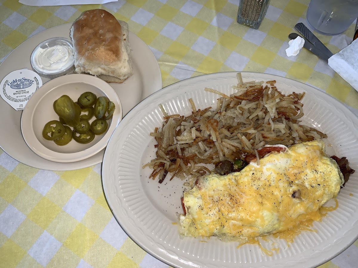 Hometown Diner Photo 6