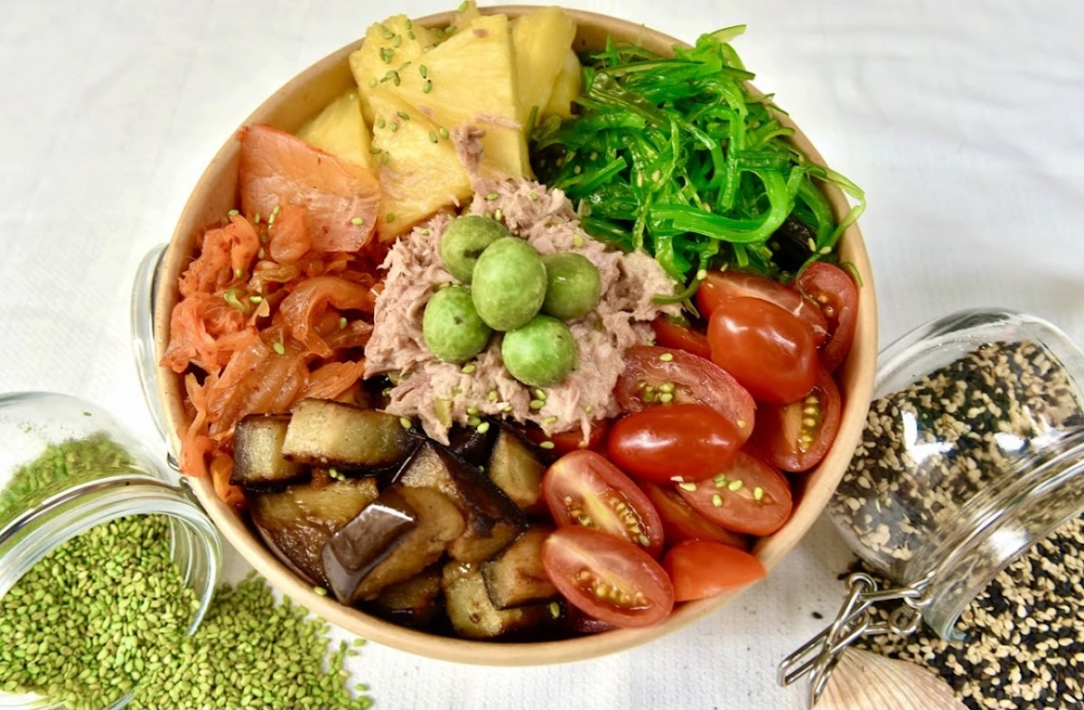 Poke & Shake Photo 9