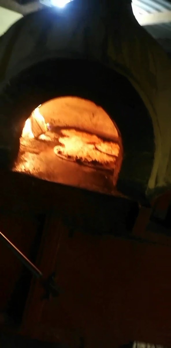 Ebies Pizzas Photo 3