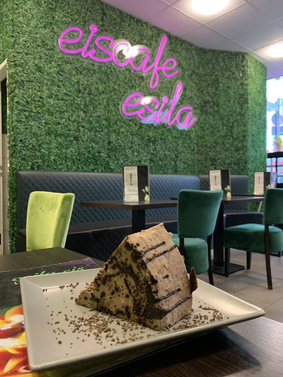 esila eis