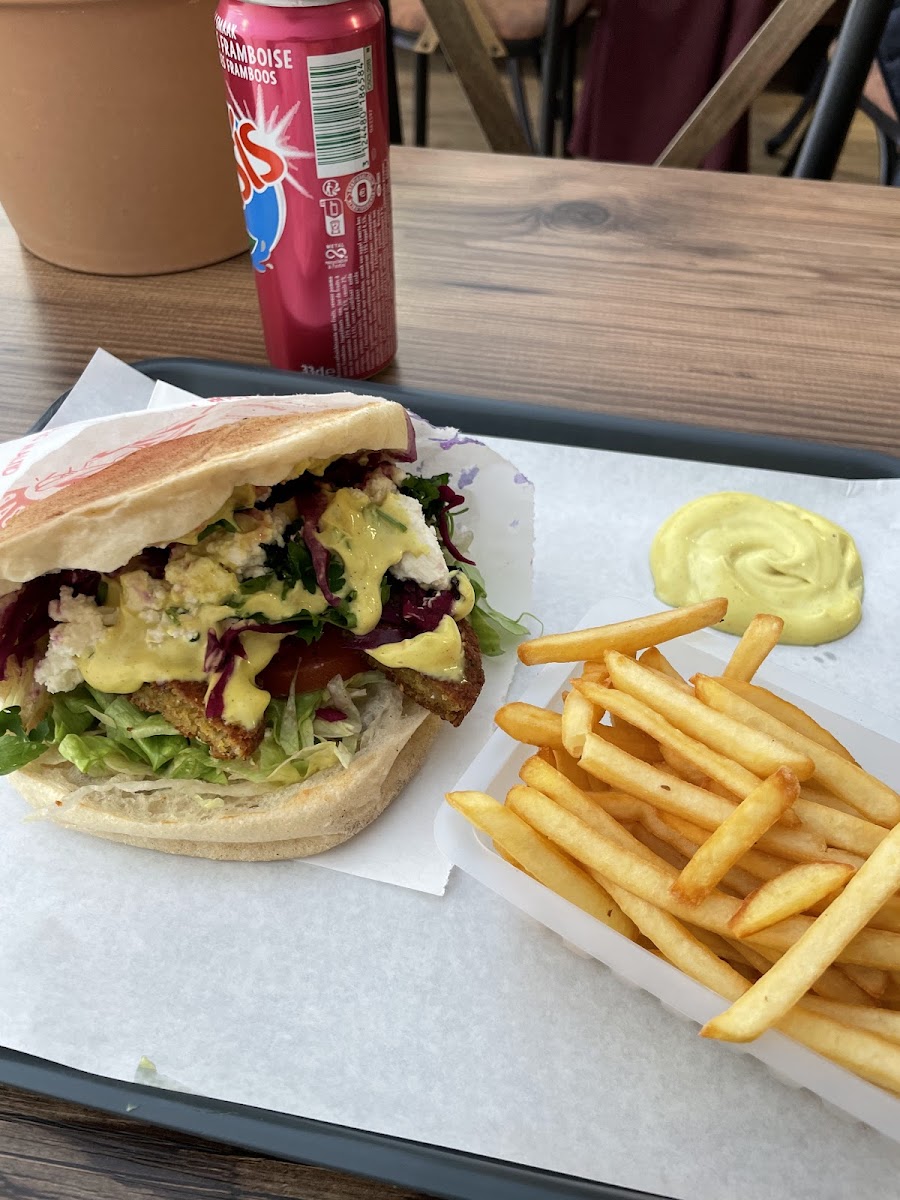 KEBAB MAN - BERLINER & KUMPIR Photo 4