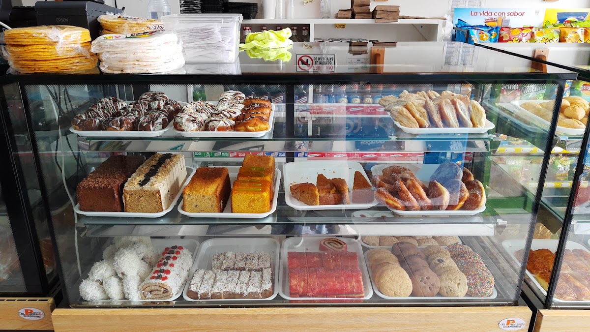 Panadería y cafeteria Monher Photo 5