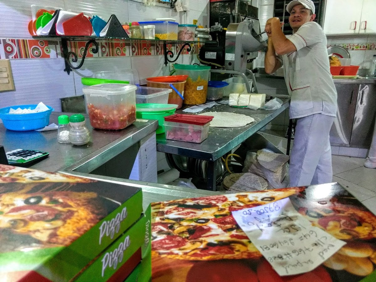 Nelsy Pizza Photo 8
