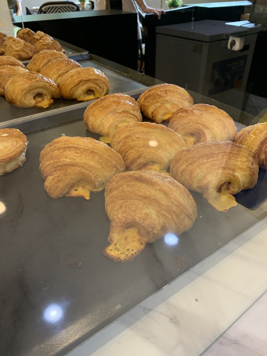 MAISON BLANCHE | Coffee Pastry & Cuisine Photo 3