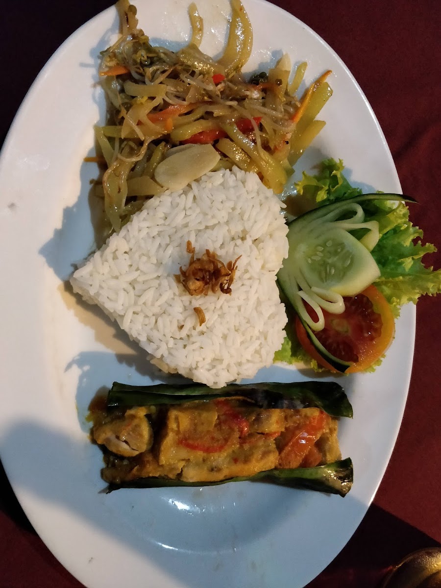 Suka Sari Warung Photo 6