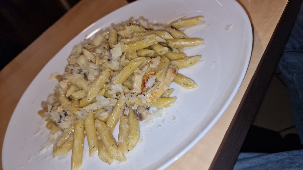 Camisino Pizza Photo 7