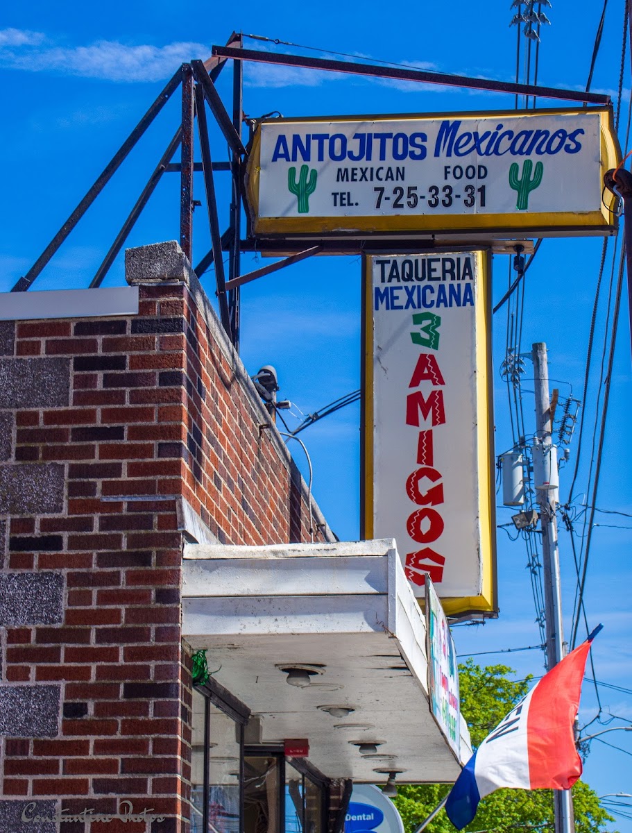 Los Tres Amigo Taqueria Inc Photo 4