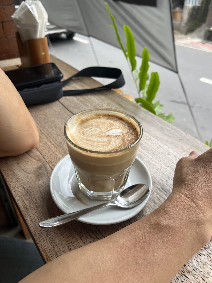 Warung Buana coffee and cocktail Photo 3