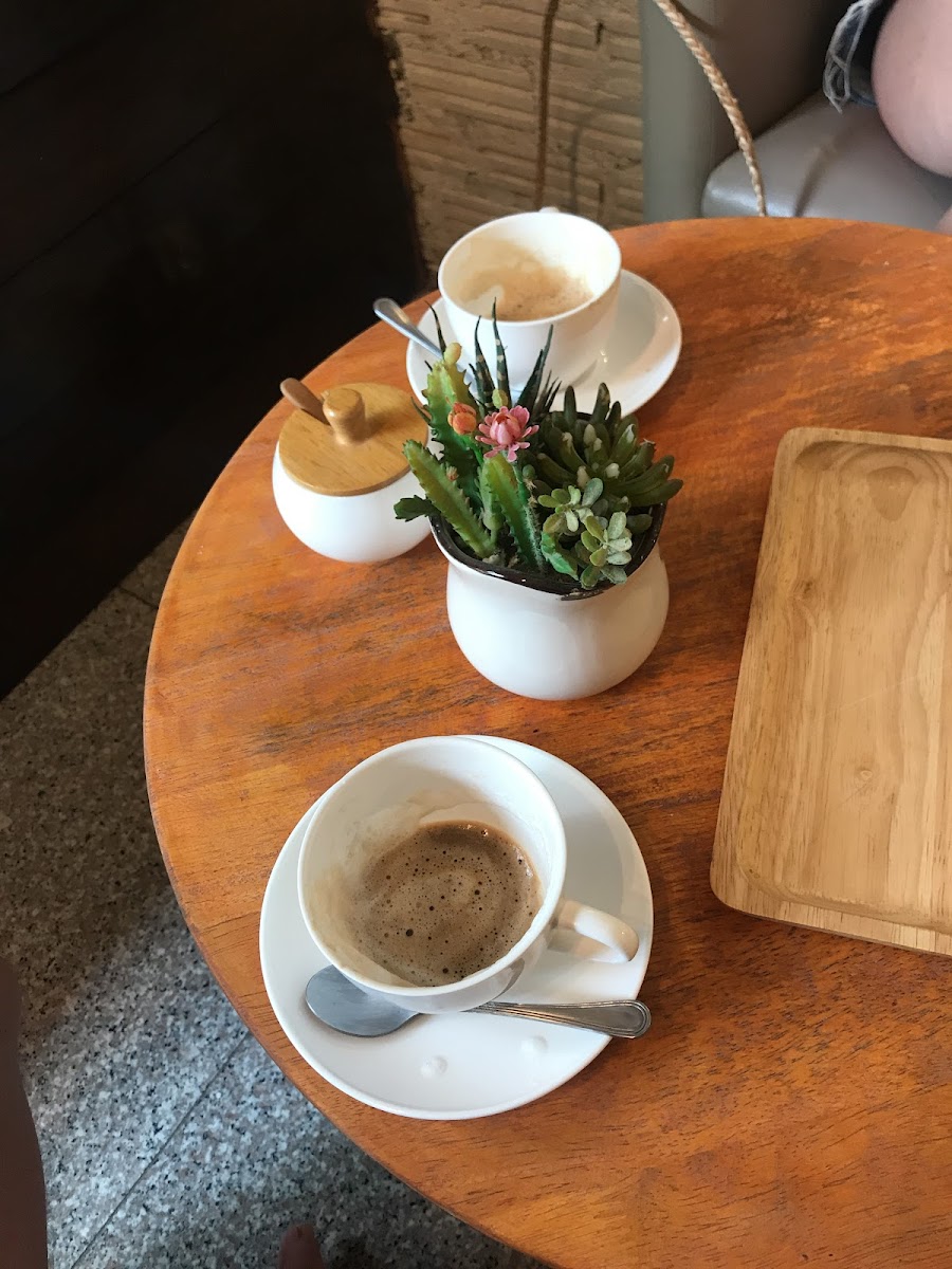 THIS IS A BOOK CAFE Photo 9
