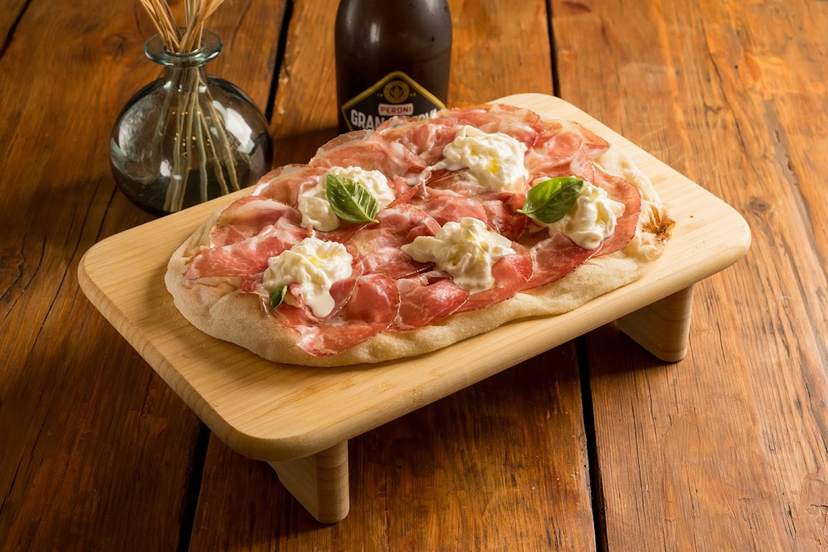 Momento - Wine & Food Photo 9
