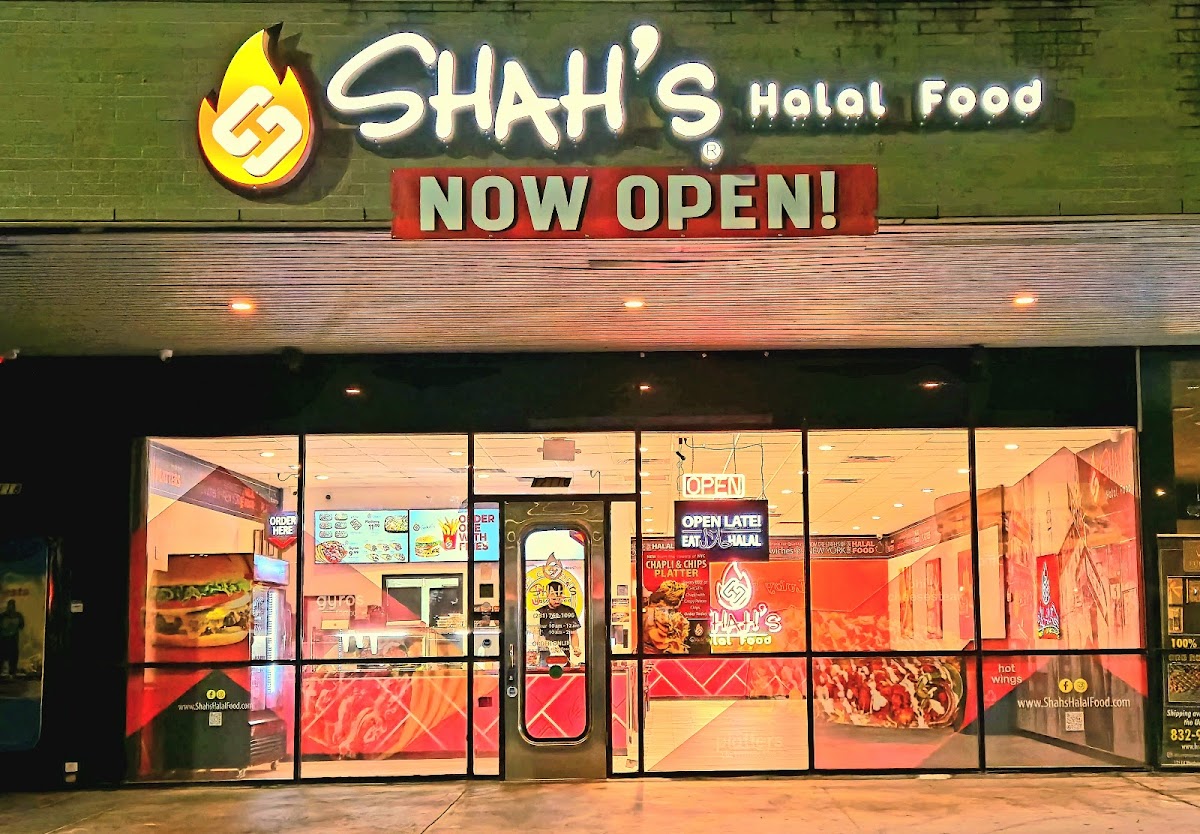 Shah's Halal Food - Houston Photo 4