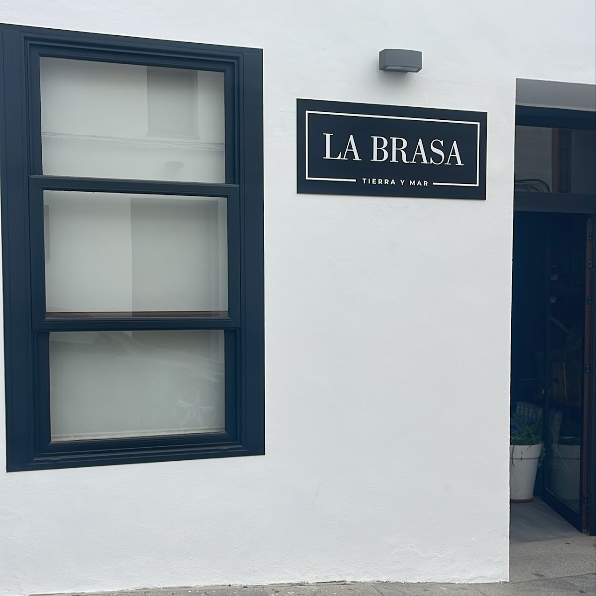 La Brasa (Tierra y Mar) Photo 10