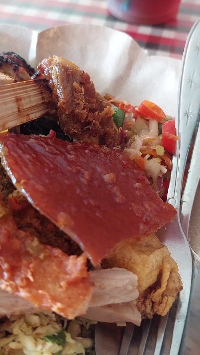 Warung babi guling sarinadi Photo 2