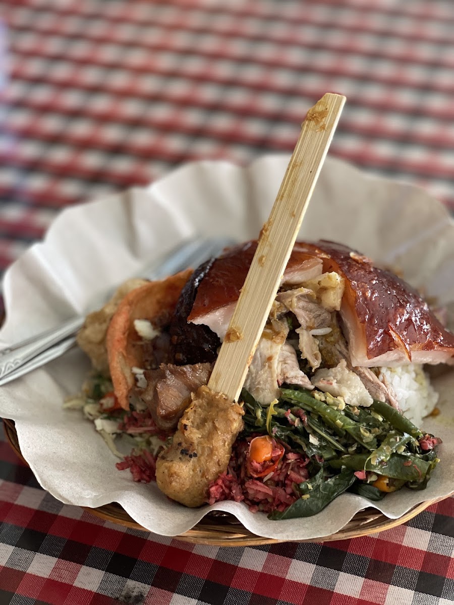 Warung babi guling sarinadi Photo 3