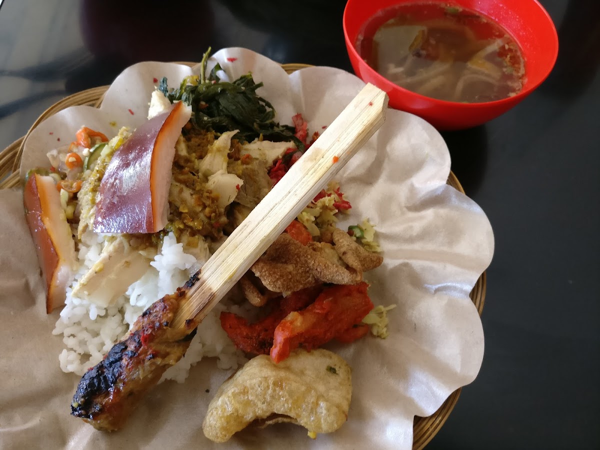Warung babi guling sarinadi Photo 8