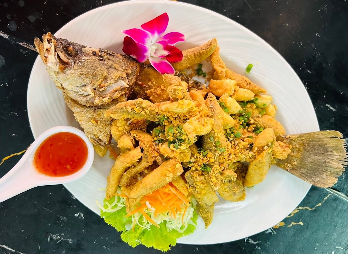 Yum Yum Restaurants Photo 3