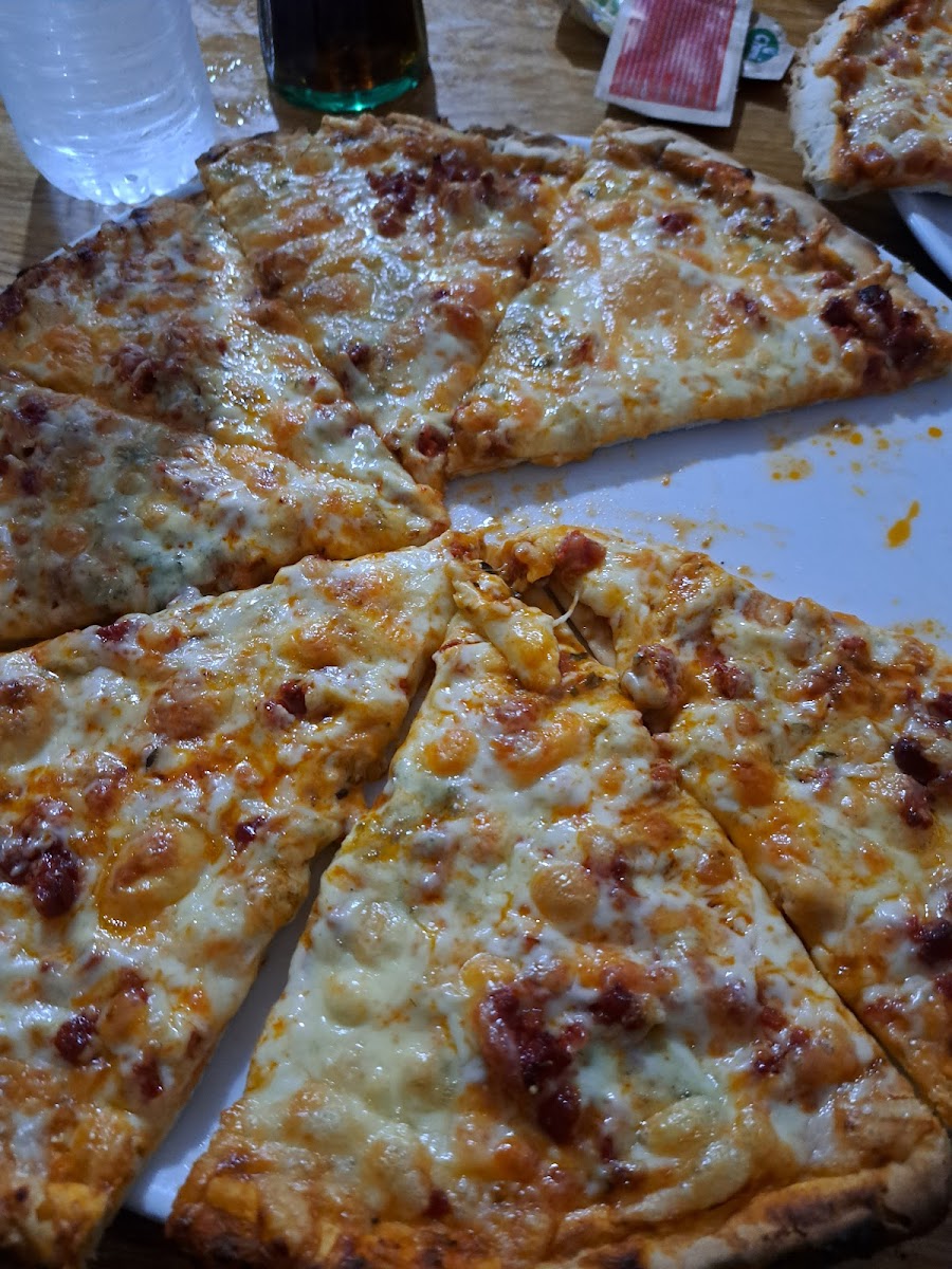 Pizzeria Cheese Burguer Photo 6