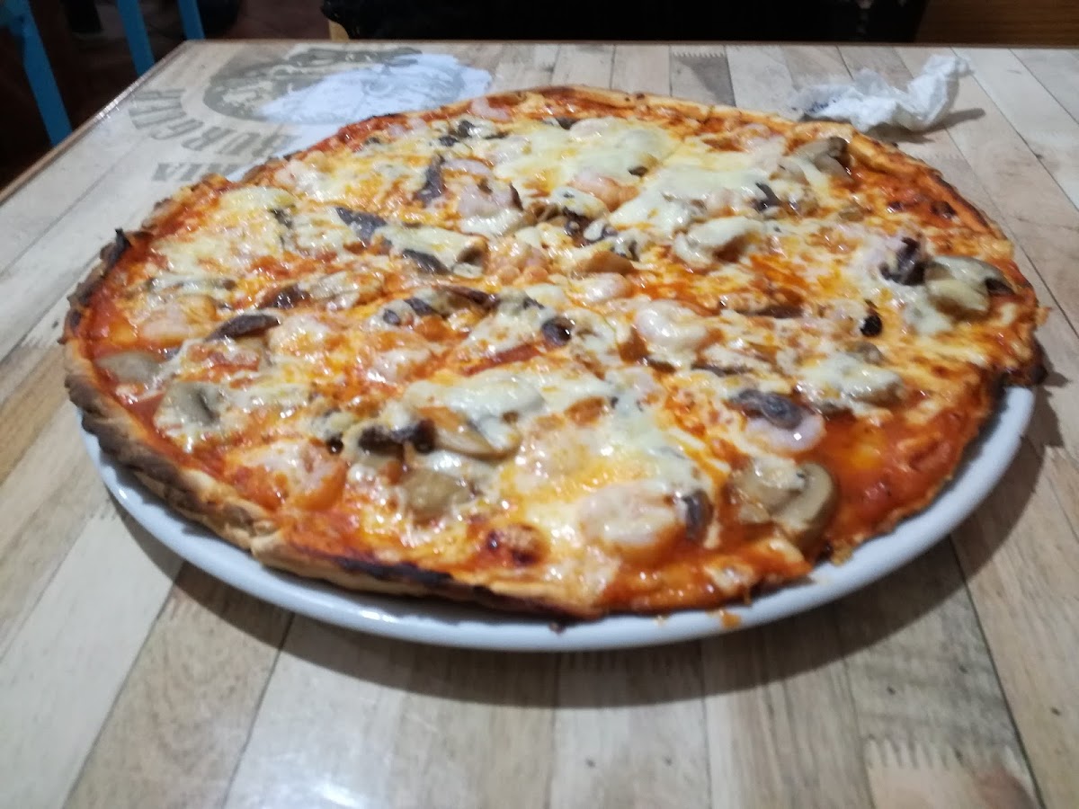 Pizzeria Cheese Burguer Photo 9