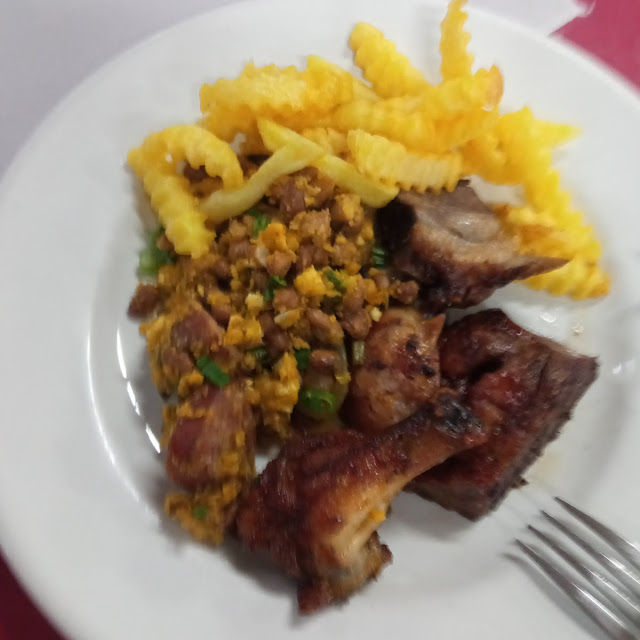 Churrasco Com Tropeiro E Fritas