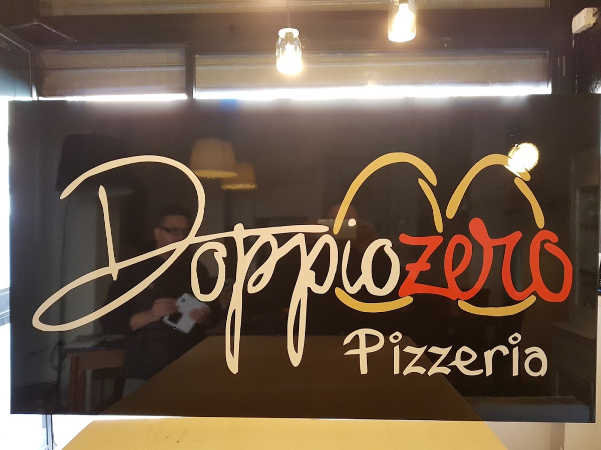 Pizzeria Doppiozero Photo 4