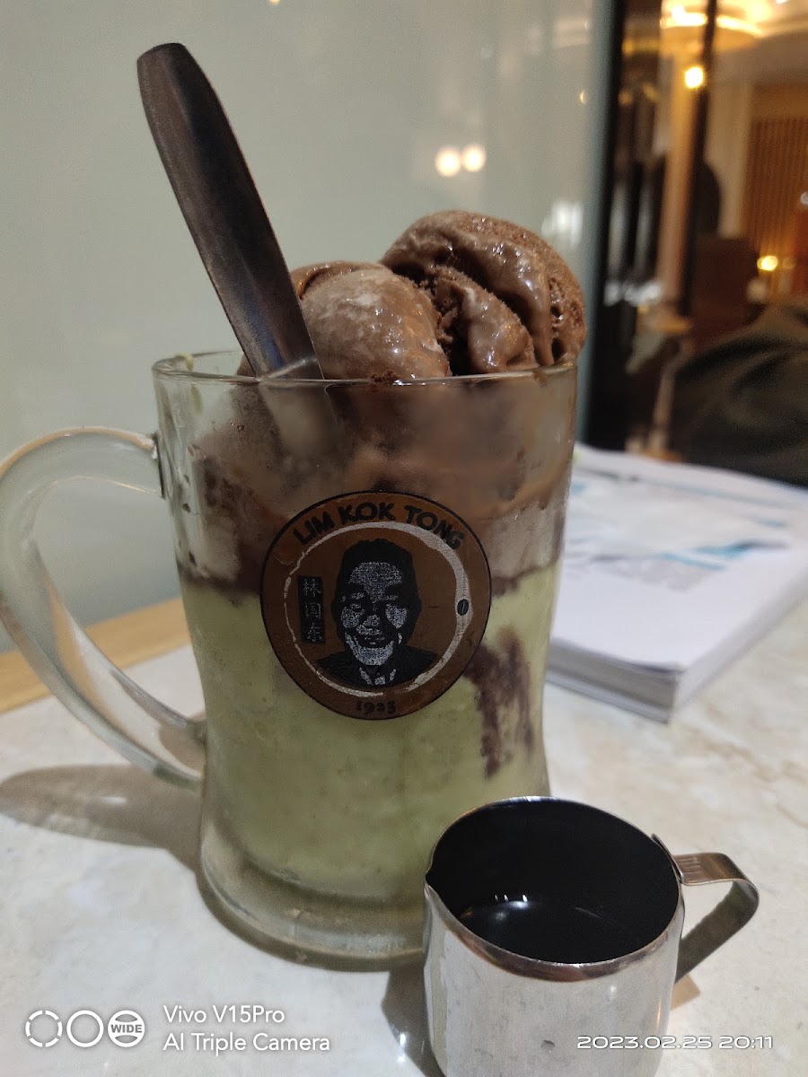 VIFE Cafe Photo 8