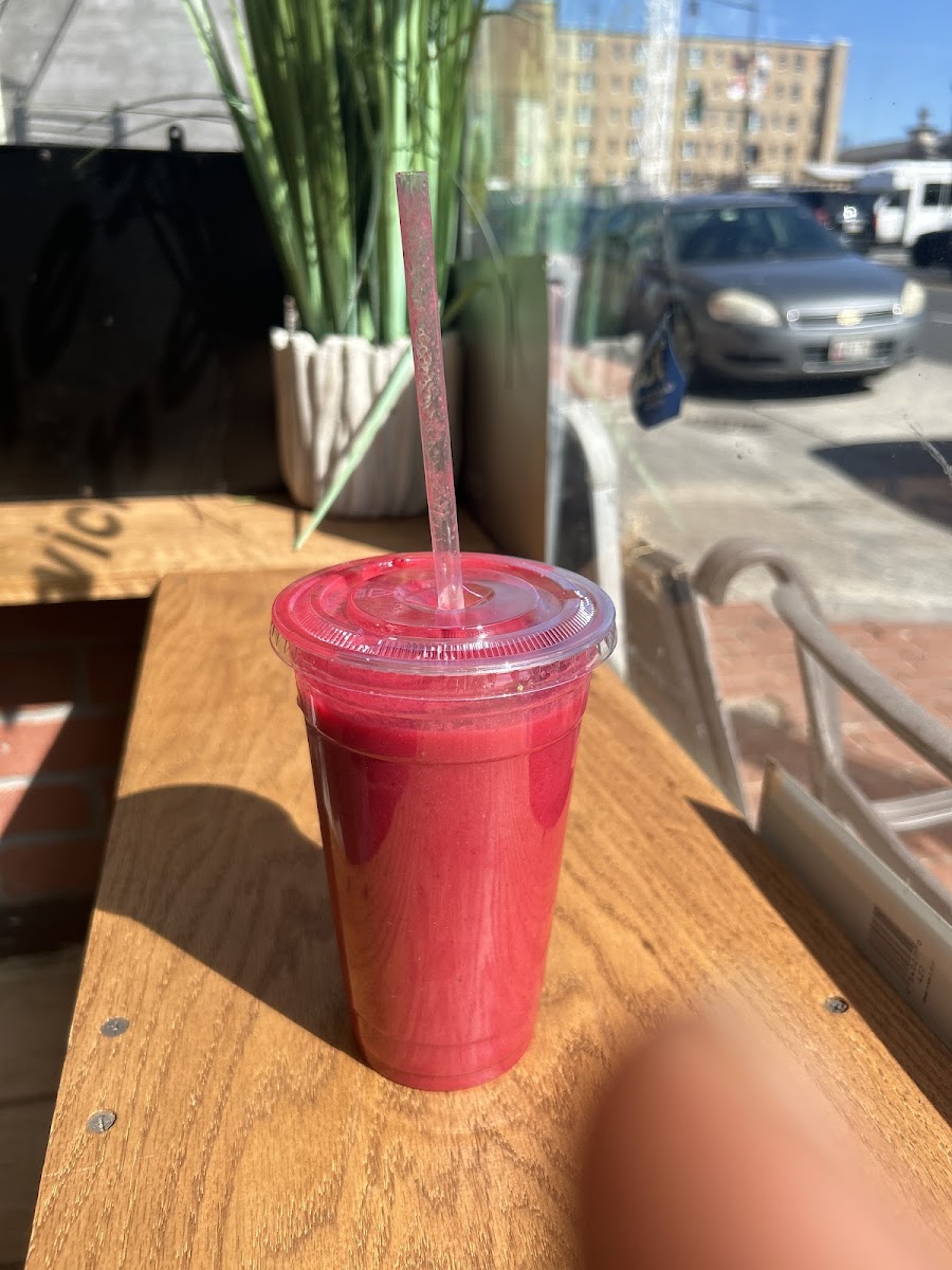 Eat Well Juice Bar Photo 10