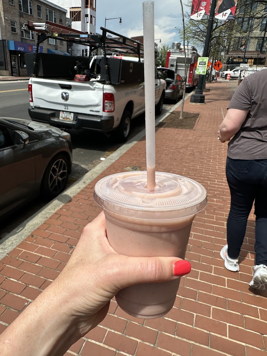 Eat Well Juice Bar Photo 7