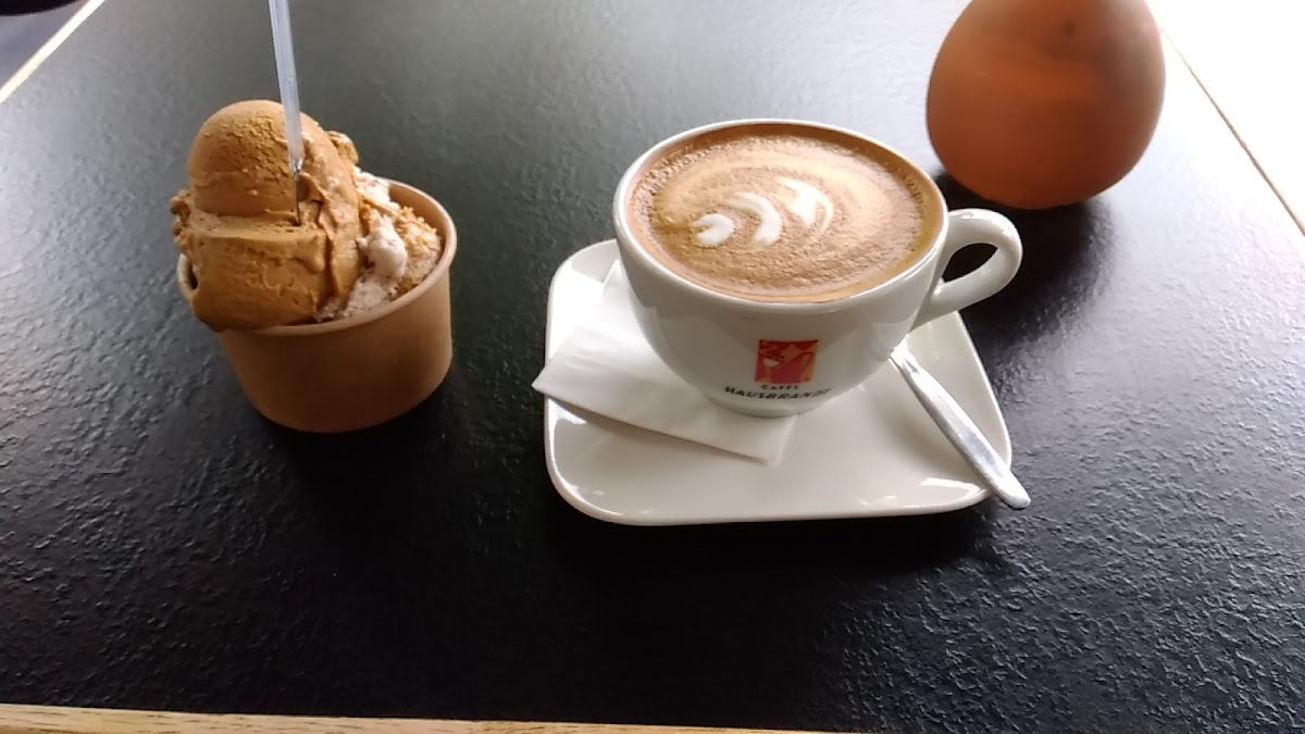 Café Roberta Photo 4