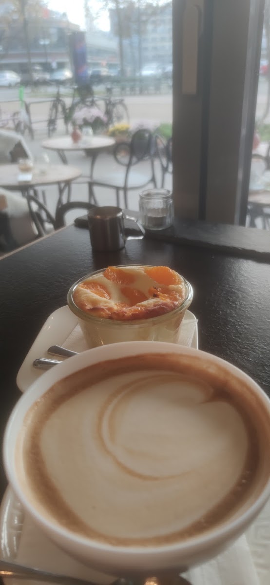 Café Roberta Photo 6