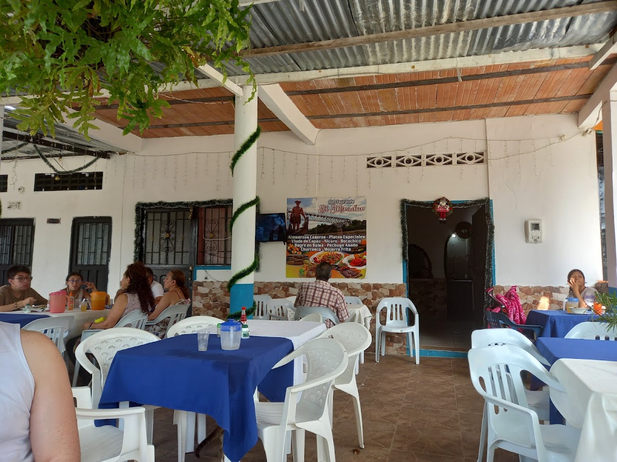 La Gaitana Restaurante Hotel y Piscina