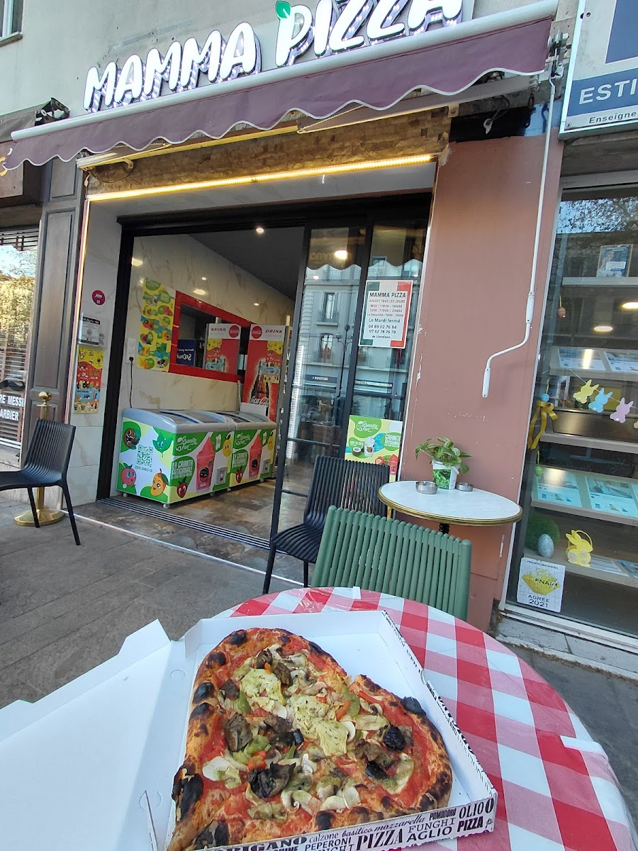 Mamma Pizza - Cannes Photo 3