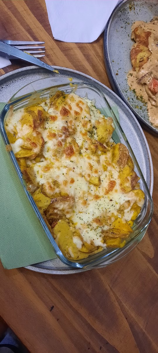 Bravas Restaurant Photo 8