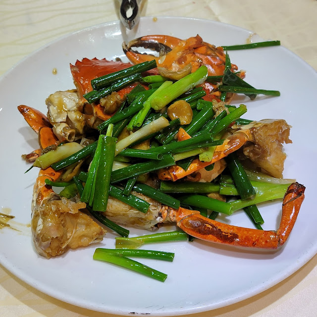 Stir-Fried Crab with Spring Onion and Ginger