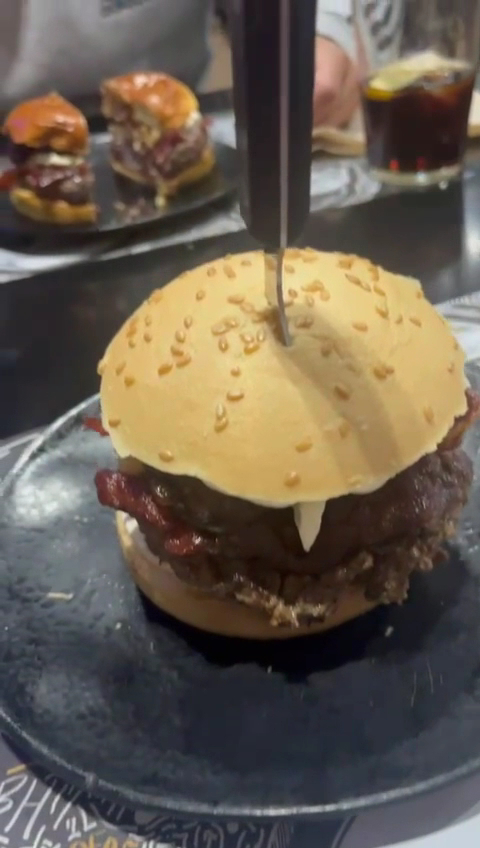 Maicker's Burger House Zabalgana Photo 2