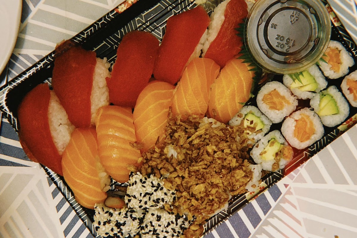 Restaurante Japonés - DONG SUSHI Photo 3