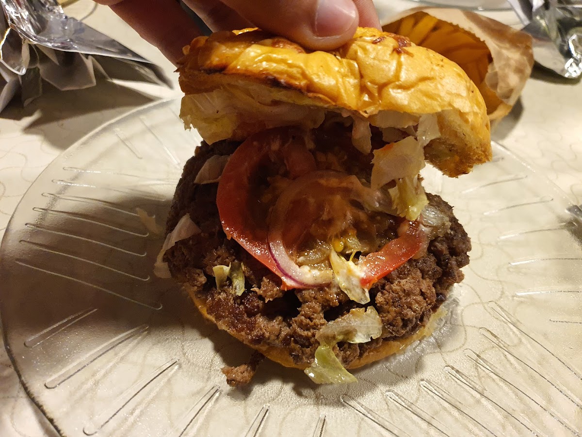 FAT BURGER [Barrio Jardín] Photo 6